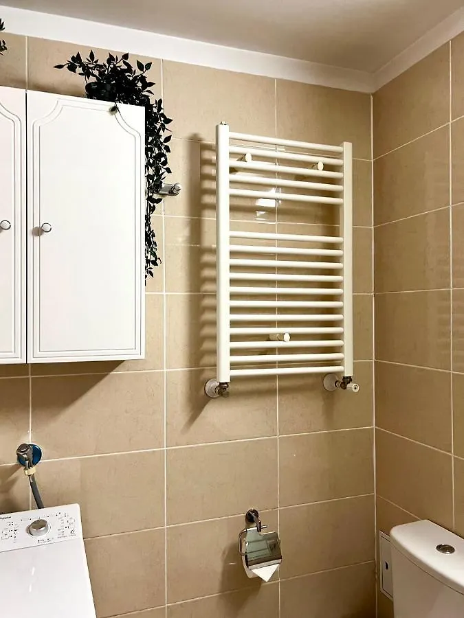 Wood Story - Modern 1Br Apt Near City Center With Parking Bucharest Apartment